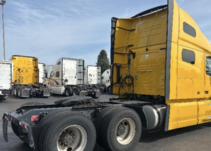 El mejor!! Camión Semirremolque Usado Económico y en Buen Estado, Modelos 2022, 2020, 2021, 2024, Camión Semirremolque Usado VOL_VO VNL64T760 - Product Image 2