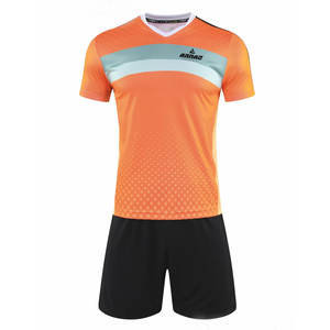 ชุดยูนิฟอร์มฟุตบอลพรีเมี่ยมพร้อมผ้าซับเหงื่อและชุดเสื้อฟุตบอลสีสดแห้งเร็ว - Product Image 1