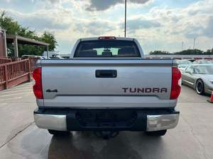 Seminuevo 2017 TOYOTA TUNDRA DOBLE CABINA 2.8L GASOLINA 201 HP 4X4 M/T en venta MEJOR PRECIO - Product Image 4