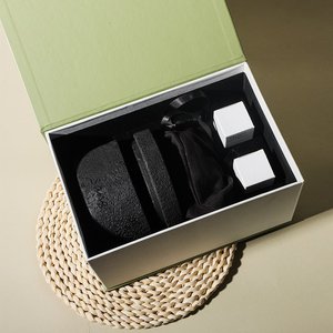 Grande diffusore di pietra di cristallo di aromaterapia crepuscolo nebbioso Set di diffusore di olio Premium con un Design elegante - Product Image 1