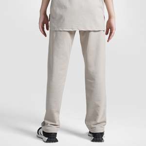 Pantalones Cómodos Beige 002 con Característica Transpirable, Tipo Cintura Media - Product Image 2