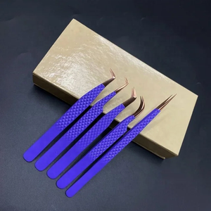 Pinzas de extensión de pestañas con etiqueta privada a granel al por mayor, agarre de diamante hecho a mano de oro púrpura recubierto de polvo, fibra de volumen inoxidable - Product Image 6