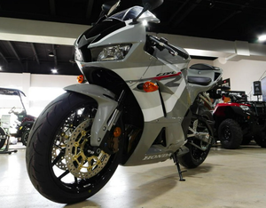 MOTOCICLETA DEPORTIVA NUEVA CBR600RR 2026 CON A.B.S., LEGAL PARA CARRETERA, MÁS VENDIDA - Product Image 2