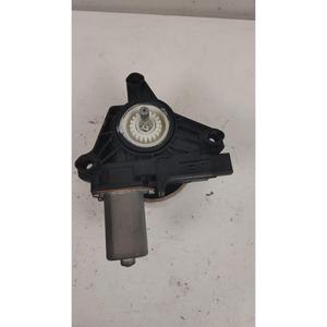 Moteur électrique de lève-vitre arrière droit VOLVO V40 Série (16>) D4162T - Product Image 2