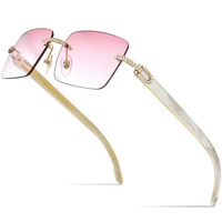 Lunettes de soleil de mode en corne de buffle naturelle de qualité supérieure, verres polarisés, montures en corne de bœuf fabriquées à la main, finition au toucher réel