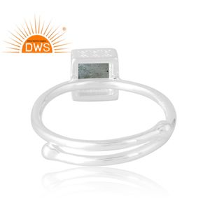 Bague élégante en argent sterling avec pierres précieuses en labradorite naturelle fabricant de bijoux personnalisés - Product Image 2