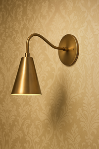 Lámpara de pared cónica de latón pulido estilo Mid-Century CH |   Lámpara de Techo Italiana, Decoración Navideña para Bodas, Modelo Calvin Handicraft - Product Image 3