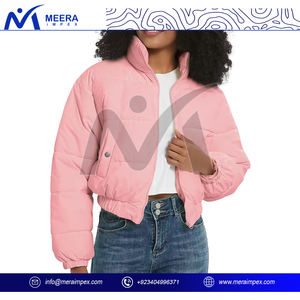 Veste courte matelassée de luxe pour femmes pour l'hiver, élégante et résistante à l'eau, isolée avec col haut, cordon de serrage réglable - Product Image 4