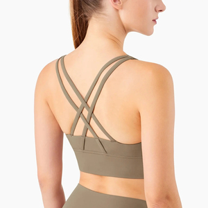 Ensemble de sport 2 pièces pour femme avec soutien-gorge de sport dos croisé et leggings taille haute, personnalisable avec logo – Idéal pour le yoga et l'entraînement - Product Image 5