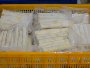 อ้อยแช่แข็ง IQF คุณภาพดี ราคาดีที่สุดจากเวียดนาม จำหน่ายส่งสำหรับทำน้ำผลไม้ สมูทตี้ ของหวาน ส่งออก/ คุณคานะ - Product Image 5