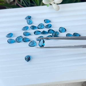 Piedra preciosa suelta calibrada facetada de 5x8mm de cuarzo azul London en forma de pera para la fabricación de joyas - Product Image 4