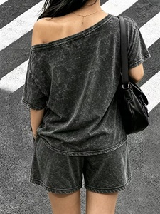 Conjunto de 2 Piezas para Hombre, 100% Algodón, Lavado Ácido, Camiseta y Pantalones Cortos con Efecto Desgastado y Asimétrico - Product Image 2