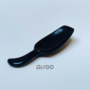 Una cuchara de azúcar artesanal premium hecha de cuerno de búfalo, hecha en Vietnam - Product Image 3