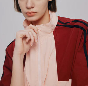 เสื้อแจ็กเก็ตกันลมมีซิปสำหรับเล่นยิมฟิตเนสเสื้อกันลมแขนยาวเสื้อแจ็กเก็ตไนลอนสำหรับใส่วิ่งออกกำลังกายสีเย็บปะติดออกแบบได้ตามที่ต้องการ - Product Image 4