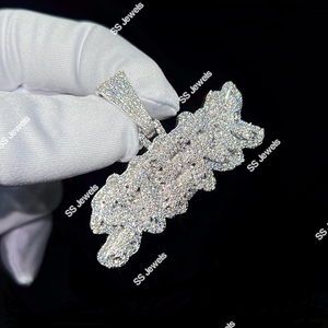 Pendentif personnalisé en argent sterling 925 plaqué rhodium avec lettres AD en cristal de moissanite VVS, design glacé, serti à griffes - Product Image 1