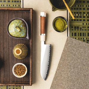 Couteau Santoku de cuisine 7'' PM204, cœur de coupe en acier carbone, manche en bois d'ivoire - Product Image 4