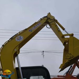 รถขุด Komatsu PC70-8 มือสอง ใช้งานน้อย ราคาถูก น้ำหนักใช้งาน 20 ตัน - Product Image 3