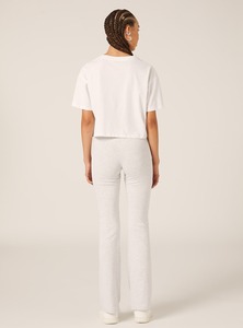 Pantalones de chándal Acampanados para mujer con estilo, vendedores de moda Premium de cintura alta con tela y diseño excepcionales - Product Image 5