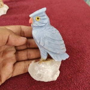 Sculpture d'oiseau de hibou d'angélite fabriquée à la main exclusive - Product Image 3