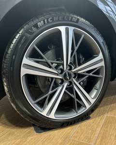 GENESIS GV80 COUPE 3.5T E-SC MHEV AWD 2025 USADO - Product Image 2