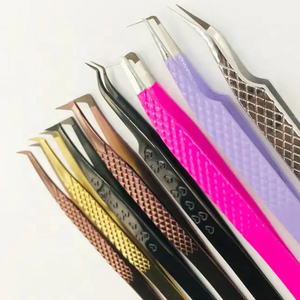 แหนบต่อขนตาปลอมแบบปรับแต่งโลโก้ได้อย่างมืออาชีพด้ามจับไฟเบอร์ชุบทองด้วยพลาสม่าสีโรสโกลด์ - Product Image 4