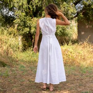 Robe longue bohème à manches longues et boutonnée sur le devant, 100% coton biologique respirant, épaules dénudées - Product Image 4