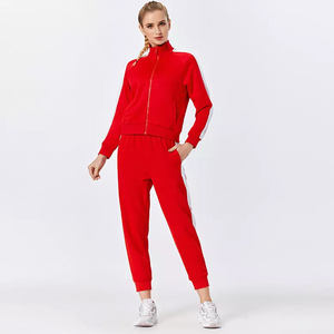 Venta al por mayor chándales personalizados 100% algodón sudaderas con capucha y conjuntos de Jogger entrenamiento y jogging Mujer dos piezas ropa de calle chándal - Product Image 5