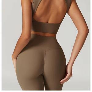 Conjunto Deportivo de 2 Piezas para Mujer, Ropa de Yoga de Alta Calidad, Color Sólido, Cintura Elástica, Tela Ligera y Elástica - Product Image 3