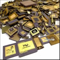 Processeurs Intel 486 et 386 CPU céramique ferraille disponible en Autriche CPU céramique processeur ferraille or broche à vendre
