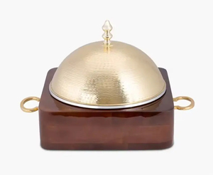 Casseroles de service exclusives en métal doré avec casserole en acier inoxydable Ensemble de chauffe-plats faits à la main pour la restauration de luxe - Product Image 4