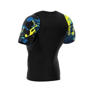 Absorbe la humedad Media manga Diseño de sublimación personalizado Rash Guard Quick Dry MMA BJJ Jiu Jitsu Rash Guards - Product Image 4