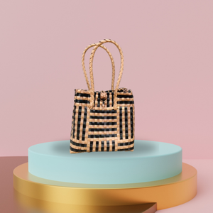 Sac tissé fait à la main pour femmes de qualité supérieure Sac à main élégant fabriqué à partir de matière plastique recyclée dans un accessoire de tissage pour adultes - Product Image 6