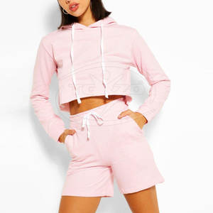 Ensembles de sweat à capuche et de shorts pour femmes de qualité supérieure - Product Image 1
