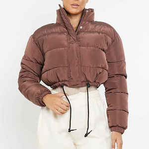 Blouson court matelassé en coton pour femme, style doudoune, avec boutons et bas ajustable, vente en gros - Product Image 4
