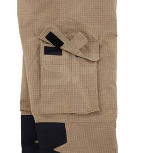 Uniforme de sécurité pour les travailleurs industriels Protection de la construction et de la maintenance Uniforme de sécurité durable pour une utilisation en usine - Product Image 5