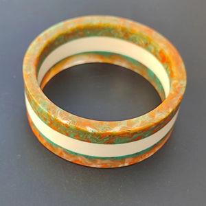 Brazaletes de resina de diseñador hechos a mano de alta calidad para mujer, ideales para bodas y fiestas a precio mayorista de AALIYAN IMPEX - Product Image 1