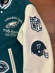 Chaquetas Varsity de Invierno con Bordado Personalizado de Alta Calidad al por Mayor de Fábrica, Chaqueta de Cuello Alto 100% Algodón para Hombre - Product Image 4