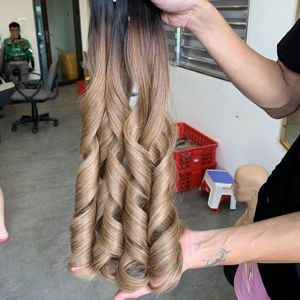 Extensions de cheveux humains Remy vietnamiens 100 % naturels, non traités, rebondissants, de haute qualité, à double trame, pour tous les types de cheveux et toutes les couleurs. - Product Image 1