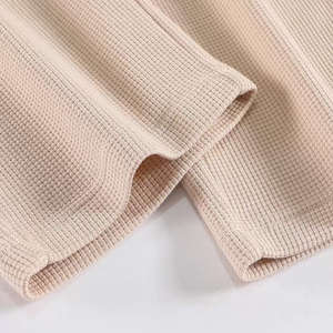 Vente en gros OEM Logo personnalisé Pantalon gaufré pour hommes-Cordon de serrage Coupe ample Décontracté Pantalon de survêtement droit à jambes larges - Product Image 3