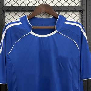 Maillot de football rétro 0607, dernier design, personnalisable, fabricant de maillots de football, t-shirt, maillot de football, sublimation, vêtements de football - Product Image 2