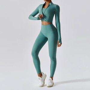 2025 nouveautés respirant et sans couture 3 pièces femmes vêtements d'entraînement ensemble solide motif Yoga Gym Fitness vêtements actifs - Product Image 6