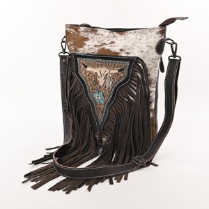 Bolso cruzado occidental hecho a mano para mujer, flecos de cuero de gamuza bohemio con parche floral, monedero de transporte oculto para mujer - Product Image 3