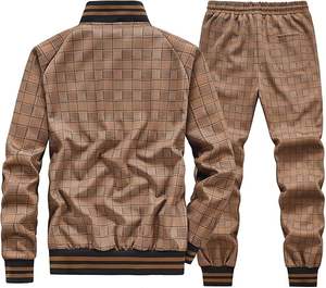 ชุดวอร์มลายสก็อตสำหรับวิ่งฤดูหนาวคุณภาพพรีเมียมสำหรับผู้ชาย ชุดกีฬาแบบกำหนดเองพร้อมดีไซน์ใหม่ ขายดี ชุดลำลอง - Product Image 3