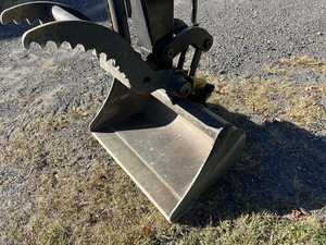 Excavadora sobre orugas 2022 Johnn 35G con motor Changchai, cilindro hidráulico Eaton, bomba Shimadzu, garantía de 1 año - Product Image 5