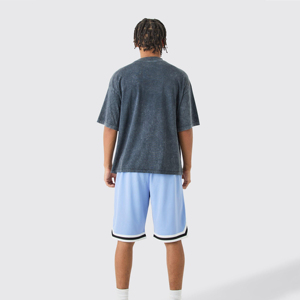 Pantalones cortos de malla de baloncesto personalizables para hombre bordado clásico impreso en blanco brillante pantalones cortos sublimados patrón bolsillos de bajo precio - Product Image 3