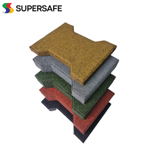 Azulejos de hueso de perro entrelazados absorbentes de impactos de alto impacto Pisos de goma para interiores/exteriores por Supersafe 15-50mm de espesor antideslizante - Product Image 3