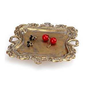 Bandeja de joyería pequeña, plato de anillo, pendiente antiguo, collar, bandeja de latón del fabricante de la India - Product Image 1