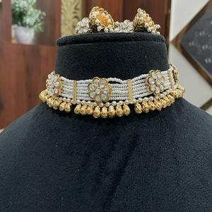 Conjunto de Gargantilla chapada en oro Polki de alta calidad con pendientes para mujeres y niñas para bodas y colecciones de ropa tradicional - Product Image 1
