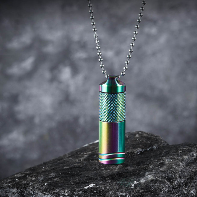 Portable Keychain LED Flashlight Mini Titanium Alloy USB Charging Emergency Lighting for Outdoor EDC Keychain Torch