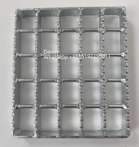 Rejilla de Acero al Carbono con Sistema de Bloqueo por Presión Gratelock de <span class=keywords><strong>Mentis</strong></span> Vitagrid - Product Image 2
